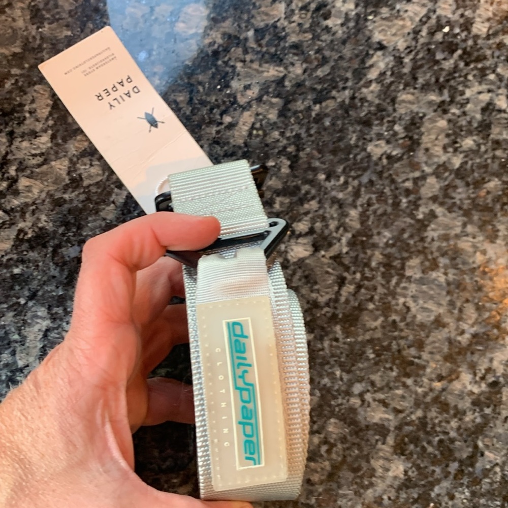 Daily Paper Belt - Picture 5 of 5